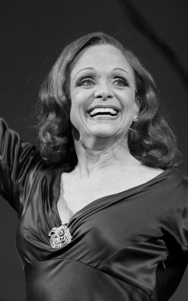 Photo Coverage: LOOPED Opening Night Curtain Call Image
