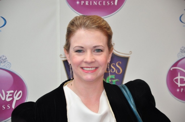 Photo Coverage: Anika Noni Rose and 'Princess Tiana' Join Royal Court of Disney Princesses Image