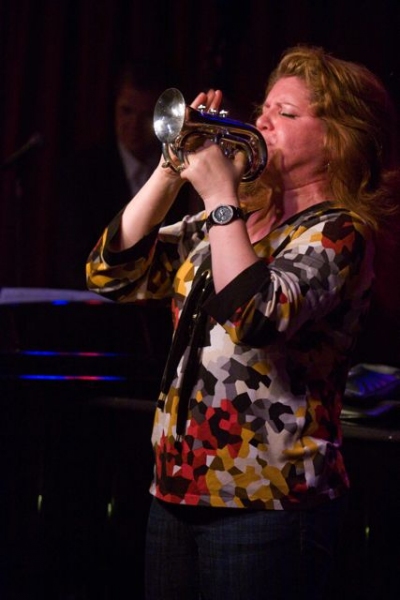 Photo Flash: Stars Come Out to Celebrate Liza Minnelli's 64th Birthday at Birdland's Cast Party Image