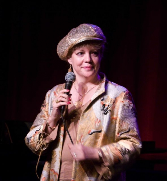 Photo Flash: Stars Come Out to Celebrate Liza Minnelli's 64th Birthday at Birdland's Cast Party Image