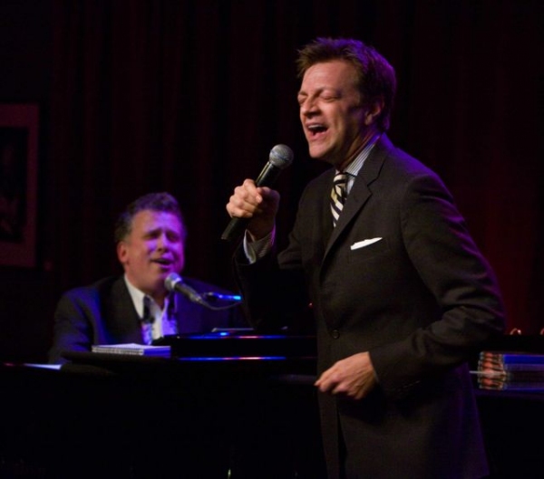 Photo Flash: Stars Come Out to Celebrate Liza Minnelli's 64th Birthday at Birdland's Cast Party Image