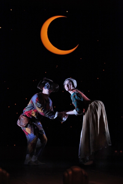 Photo Flash: Yale Rep Presents THE SERVANT OF TWO MASTERS Through 4/3 Image