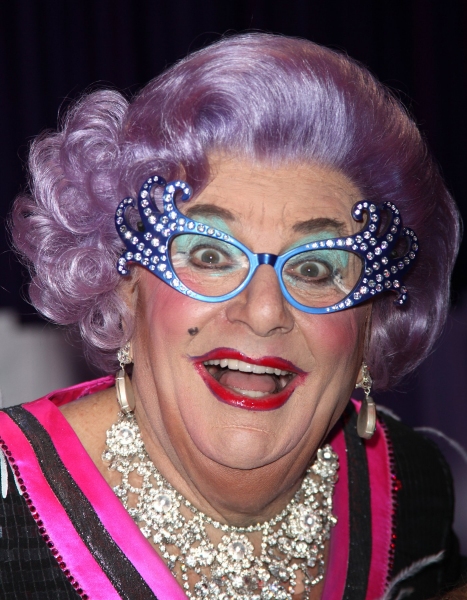 Dame Edna Photo