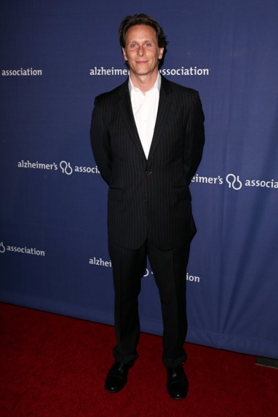Photo Coverage: Pierce, Moore, Kutcher et al at 'A Night at Sardi's' Alzheimer's Benefit Image