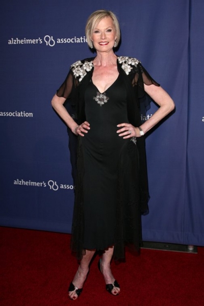 Photo Coverage: Pierce, Moore, Kutcher et al at 'A Night at Sardi's' Alzheimer's Benefit Image