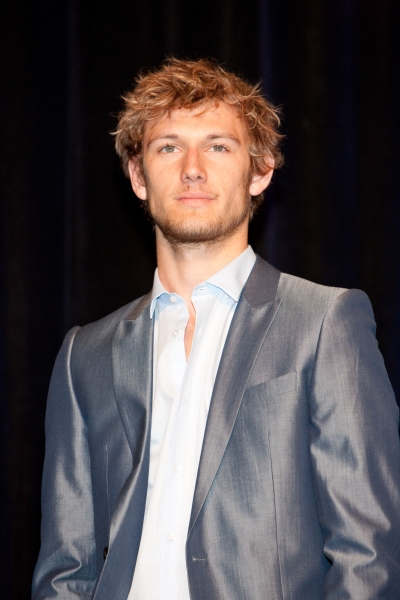 Alex Pettyfer Photo