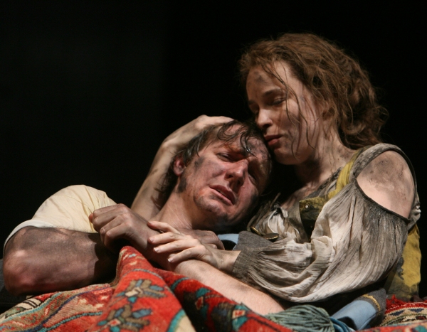 Photo Flash: Goodman Theatre Presents A TRUE HISTORY OF THE JOHNSTOWN FLOOD Image