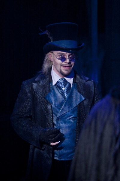 Photo Flash: Signature Theatre Presents SWEENEY TODD Image