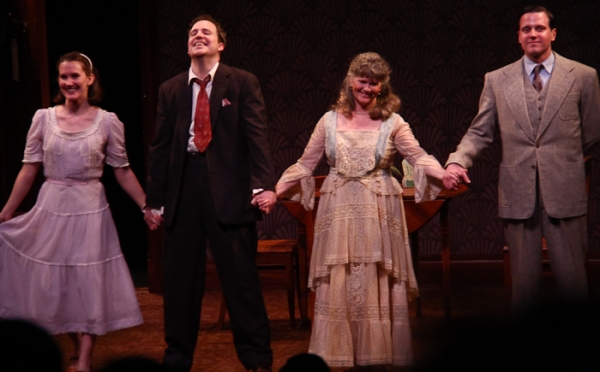 Photo Coverage: Roundabout's THE GLASS MENAGERIE Opens Off-Broadway Image
