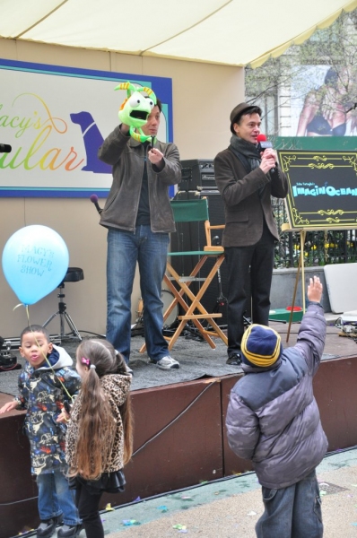 Photo Coverage: Tharp, COME FLY AWAY, and Tartaglia for Macy's Flower Show Image