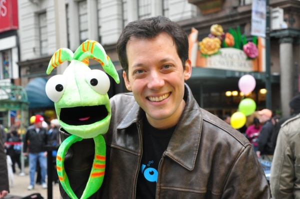 Photo Coverage: Tharp, COME FLY AWAY, and Tartaglia for Macy's Flower Show Image