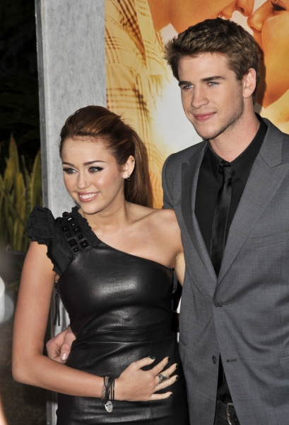 Miley Cyrus and Liam Hemsworth Photo