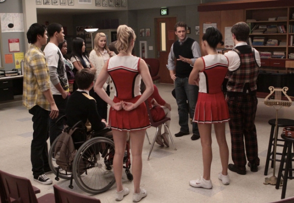 Photo Coverage: First Photos from GLEE's Spring Premiere 'Hell-O' 