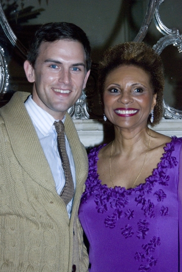 Photo Coverage: Leslie Uggams Opens at the Cafe Carlyle Image