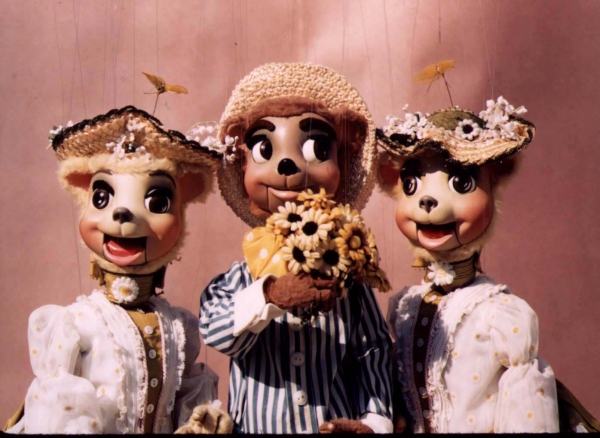 Photo Flash: Bob Baker Marionette Theater Presents IT’S A MUSICAL WORLD, 4/19-7/11 Image