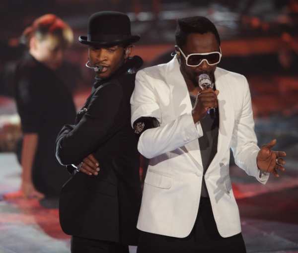 Photo Flash: Usher, Diddy, will.i.am & More On AMERICAN IDOL! 