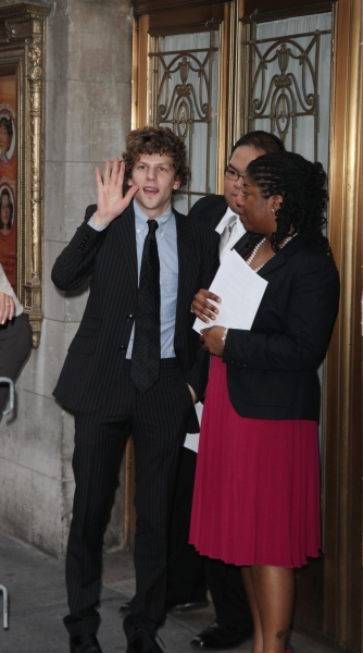 Photo Coverage: LEND ME A TENOR Red Carpet Part 1 Image
