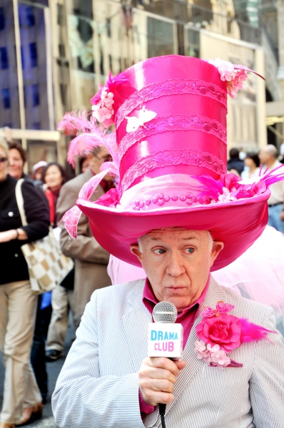 Photo Flash: Leslie Jordan Spends A Big Day In NYC Image