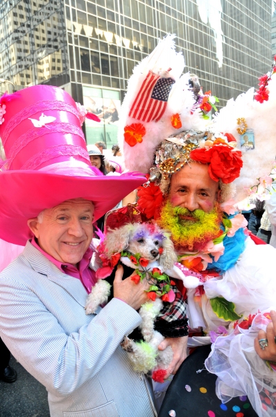 Photo Flash: Leslie Jordan Spends A Big Day In NYC Image