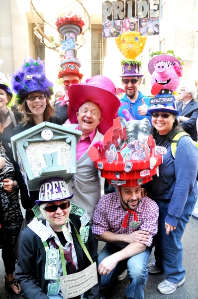 Leslie Jordan and Easter Parade attendees  Photo