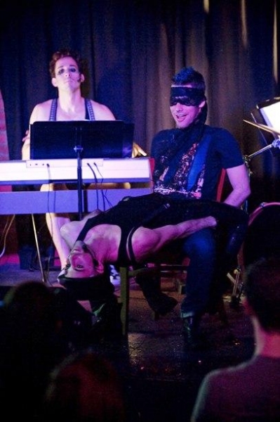 Photo Flash: THE GIRLY SHOW, Starring Van Pelt and Lincoln, At Port 41 Bar Image