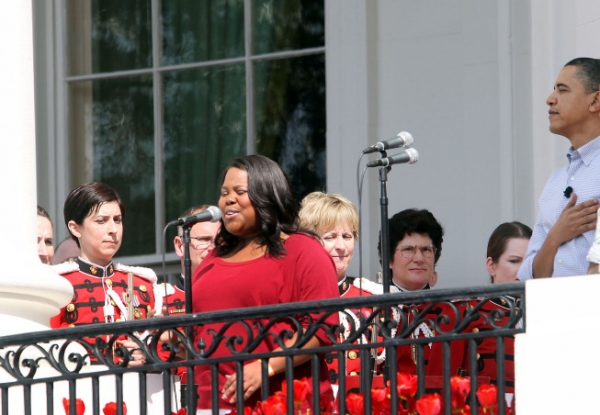 Photo Flash: GLEE Cast Performs At White House Easter Egg Roll 2010 Image