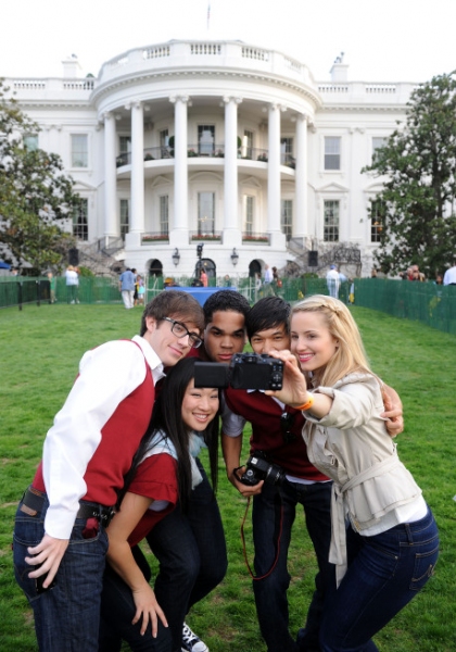 Photo Flash: GLEE Cast Performs At White House Easter Egg Roll 2010 Image