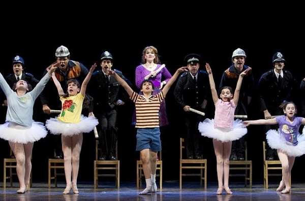 Emily Skinner, Cesar Corrales and Cast Photo