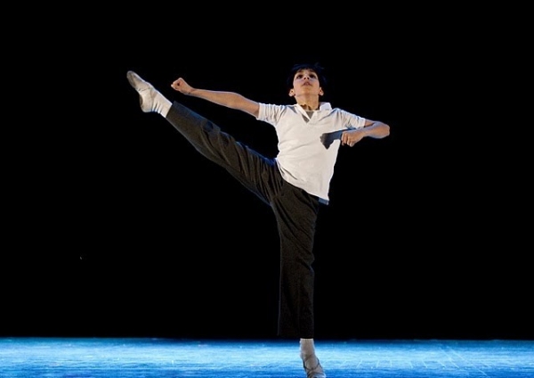 Photo Flash: BILLY ELLIOT in Chicago Image