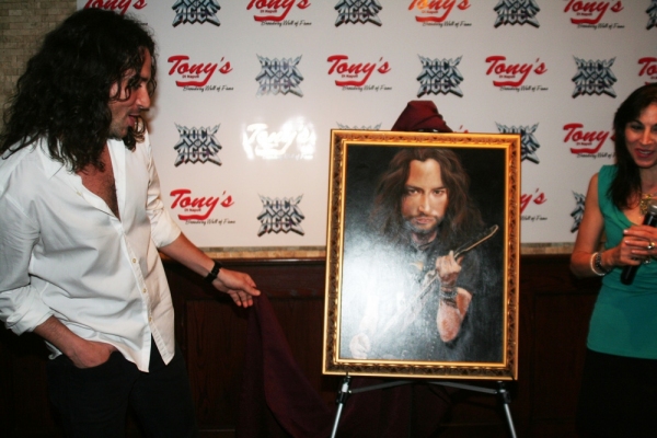 Photo Coverage: Stars Celebrate ROCK OF AGES Anniversary & Constantine Maroulis Portrait at Tony di Napoli's! Image