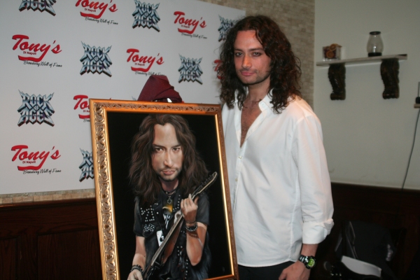 Photo Coverage: Stars Celebrate ROCK OF AGES Anniversary & Constantine Maroulis Portrait at Tony di Napoli's! Image