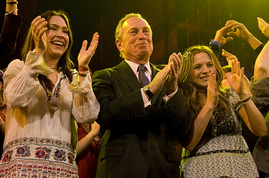 Diana DeGarmo, Mayor Michael Bloomberg and Vanessa Ray Photo