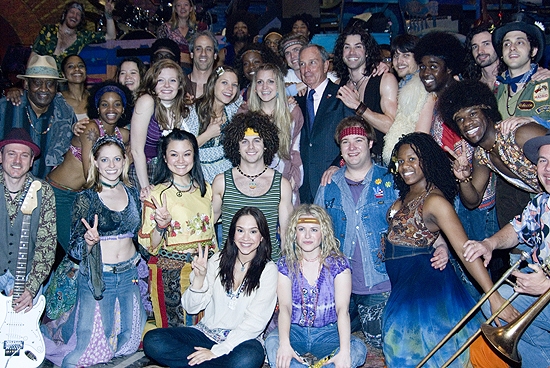 Mayor Michael Bloomberg and the Cast of HAIR Photo