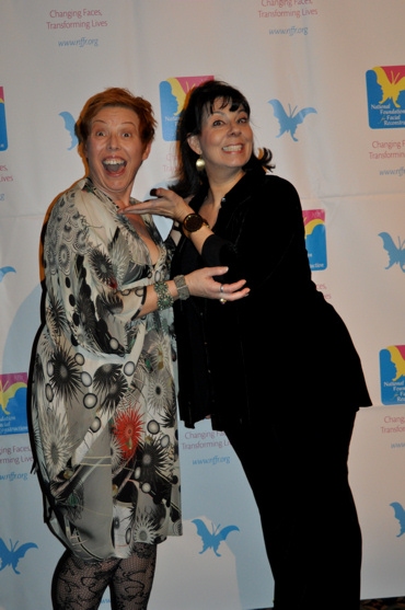 Photo Coverage: Stars Come out for 'Cabaret For Medicine' Image