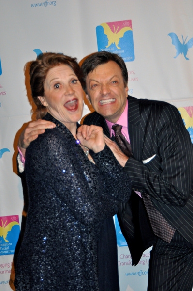 Photo Coverage: Stars Come out for 'Cabaret For Medicine' Image