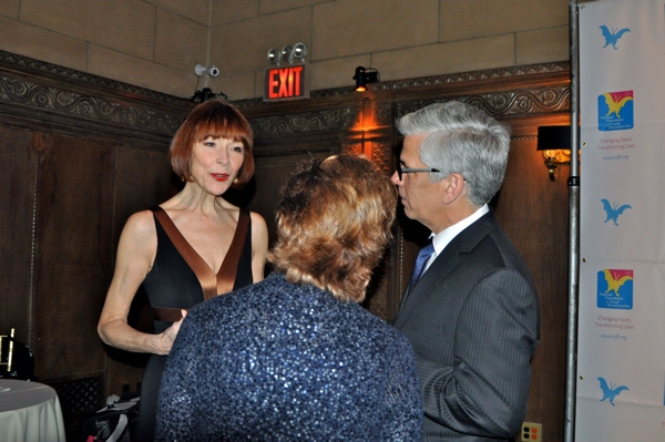 Photo Coverage: Stars Come out for 'Cabaret For Medicine' Image