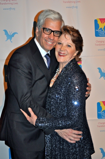 Photo Coverage: Stars Come out for 'Cabaret For Medicine' Image