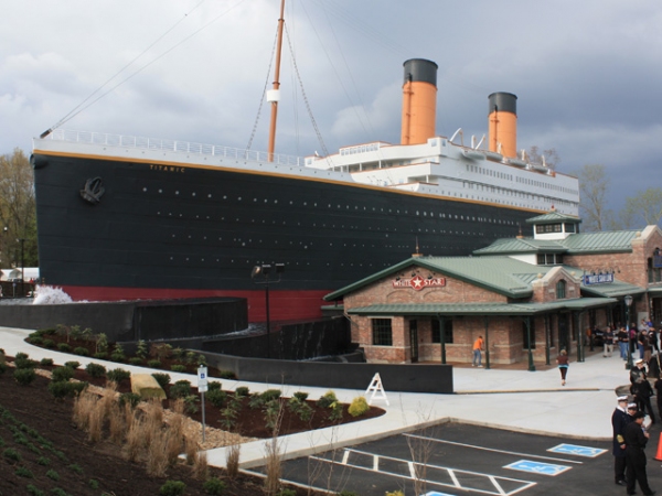 Photo Coverage: Circle Players' TITANIC at Titanic Exhibit Opens in Pigeon Forge Image