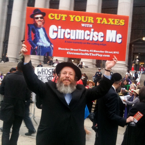 Photo Flash: CIRCUMCISE ME's Yisrael Campbell Meets Last Minute Tax Filers 