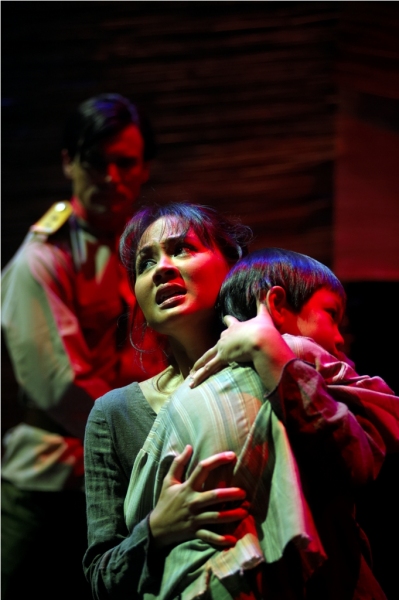 Photo Flash: MISS SAIGON Wellington, New Zealand Running ‘til 4/24 Image