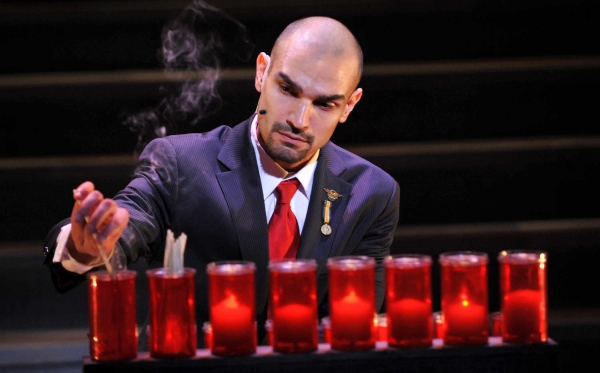 Photo Flash: Sax, Munoz, Hanlon & More In VENICE At KC Rep Image