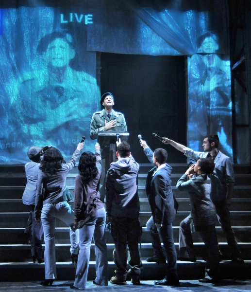 Photo Flash: Sax, Munoz, Hanlon & More In VENICE At KC Rep Image