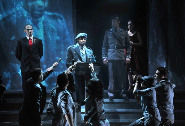 Photo Flash: Sax, Munoz, Hanlon & More In VENICE At KC Rep Image