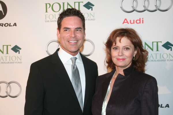 Jorge Valencia and Susan Sarandon Photo