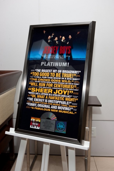 Photo Coverage: Jersey Boys Celebrate 2nd Anniversary in Vegas Image