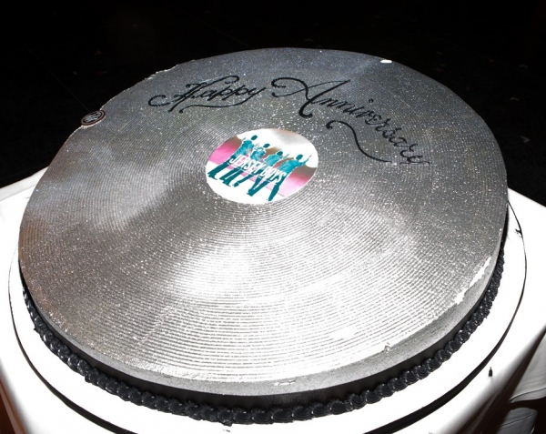 Photo Coverage: Jersey Boys Celebrate 2nd Anniversary in Vegas Image