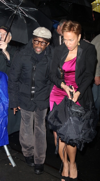 Photo Coverage: FENCES Opening Night Theatre Arrivals Image