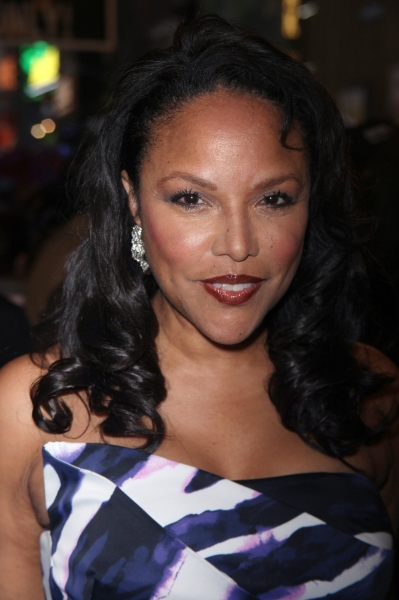 Photo Coverage: FENCES Opening Night Theatre Arrivals Image