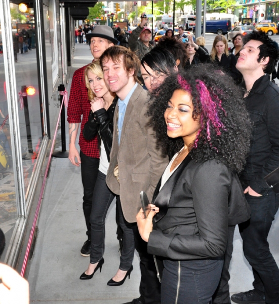 Photos: AMERICAN IDIOT Unveils IDIOT-Themed Windows at Bloomies Image