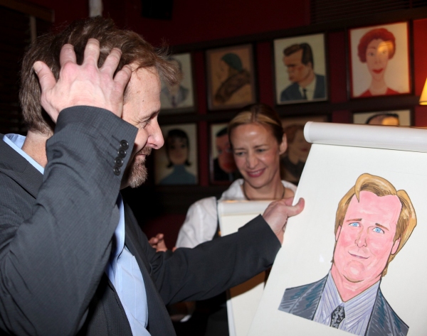 Photo Coverage: Sardi's Honors GOD OF CARNAGE with Wall Portraits Image